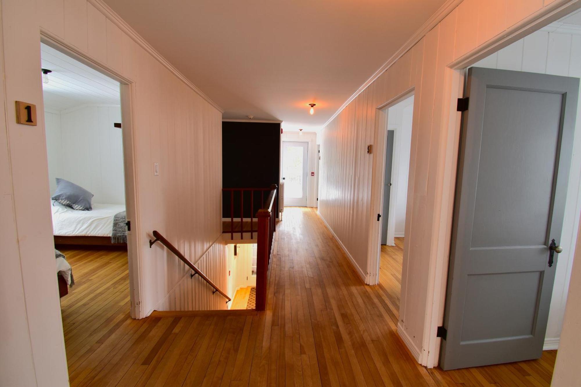 Le Partage Lodge: Destination Plein Air Et Sociale Val-Morin Экстерьер фото
