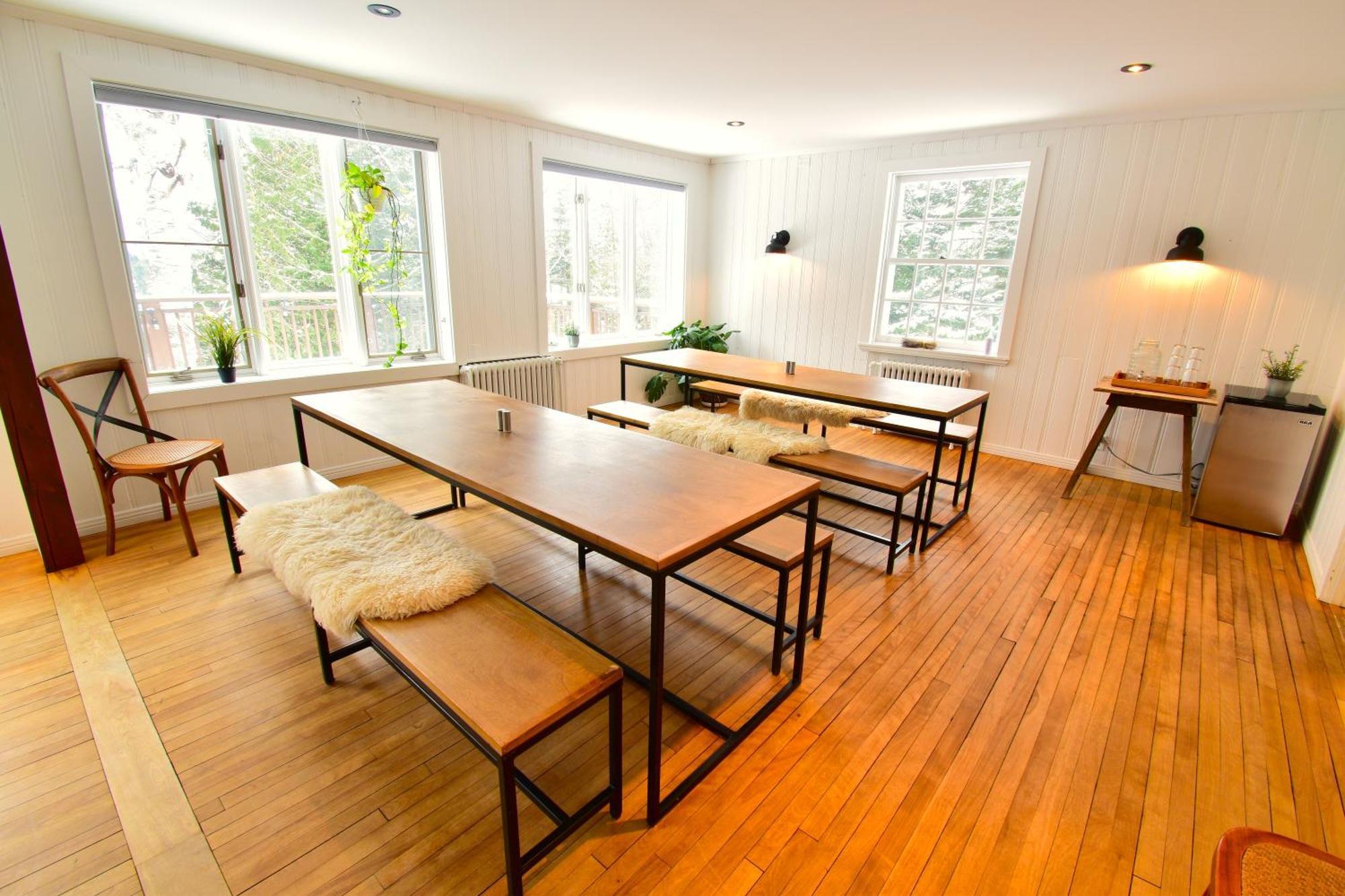 Le Partage Lodge: Destination Plein Air Et Sociale Val-Morin Экстерьер фото