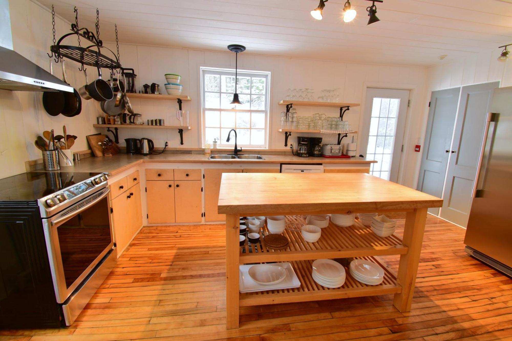 Le Partage Lodge: Destination Plein Air Et Sociale Val-Morin Экстерьер фото